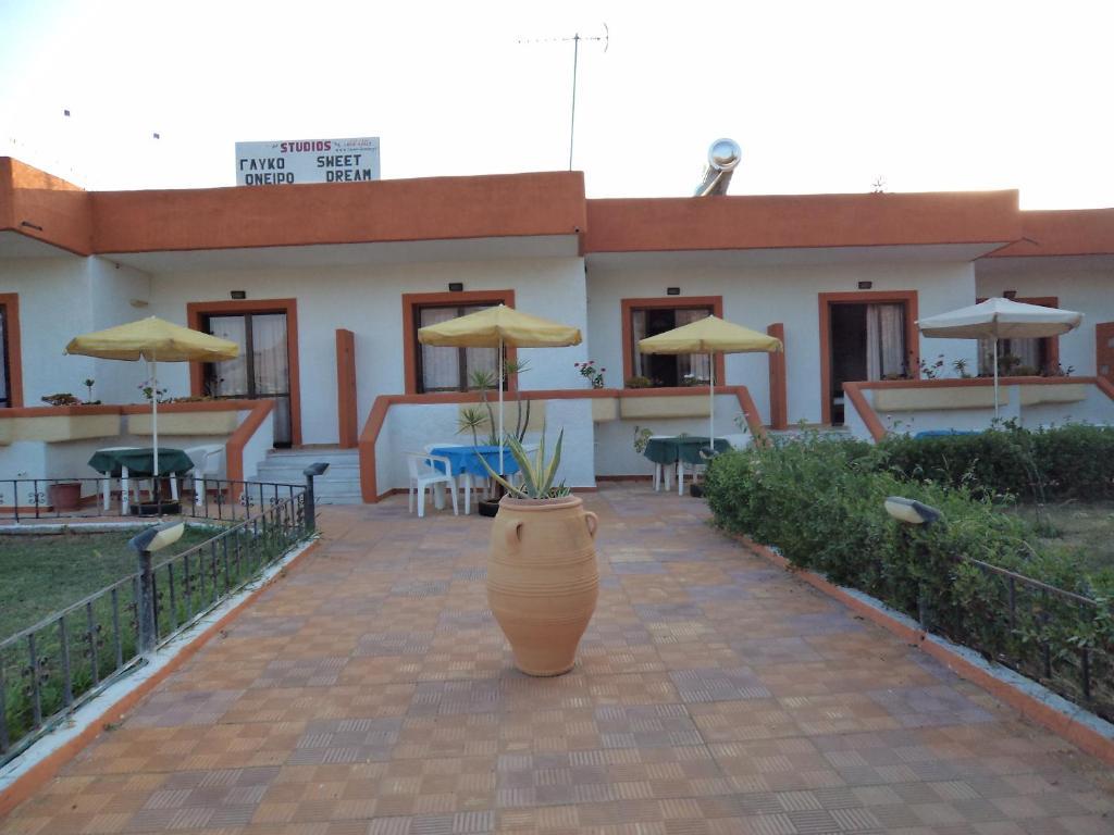 Daydream Hill Otel Stavrós Dış mekan fotoğraf