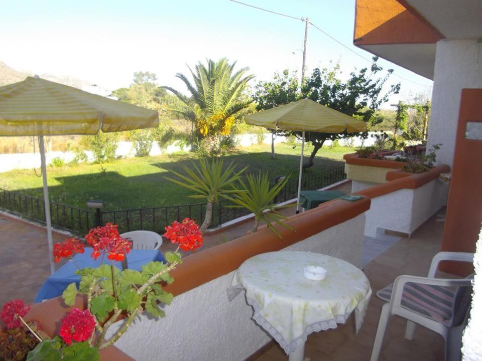 Daydream Hill Otel Stavrós Dış mekan fotoğraf